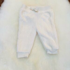 Gymboree ivory minky fleece pants. So thick and cozy. 3-6. NWT